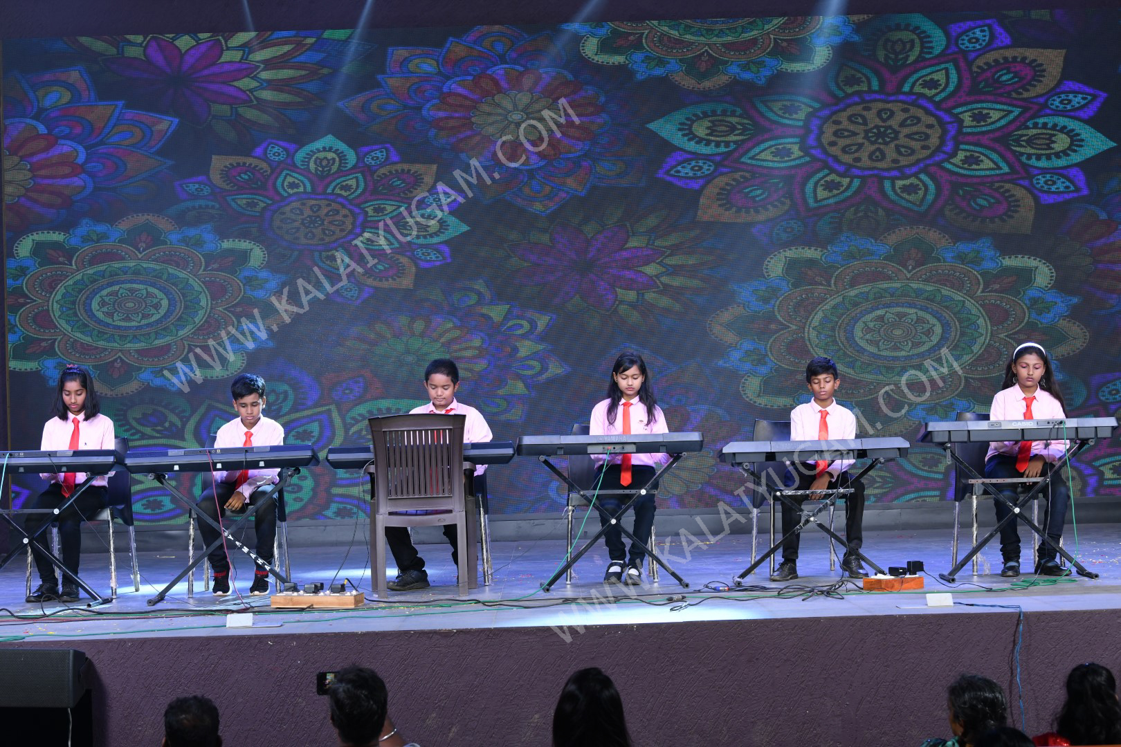 arangentram - kalaiyugam